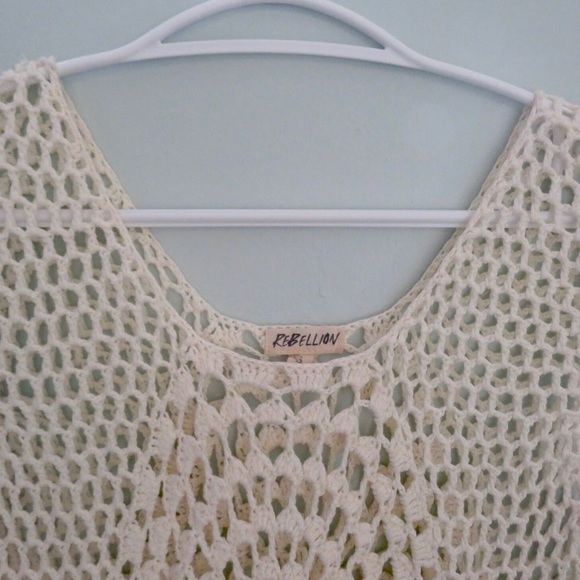 White crochet top - Picture 3 of 4